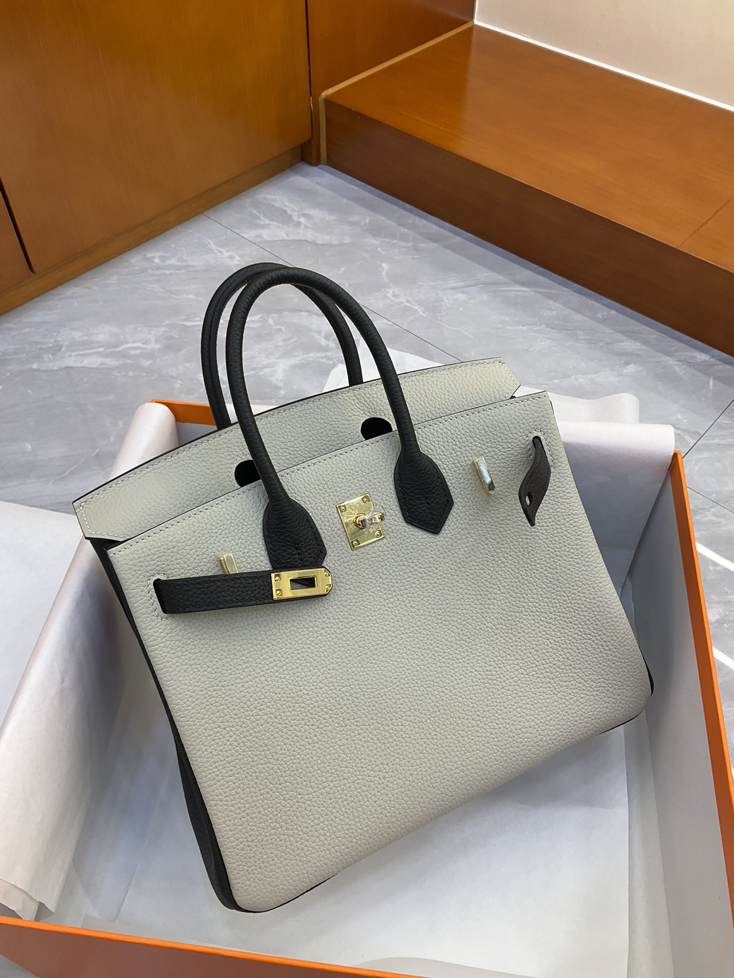 Birkin/Birkin-25cm-togo-Pearl-Grey-and-Black-GHW/img_008