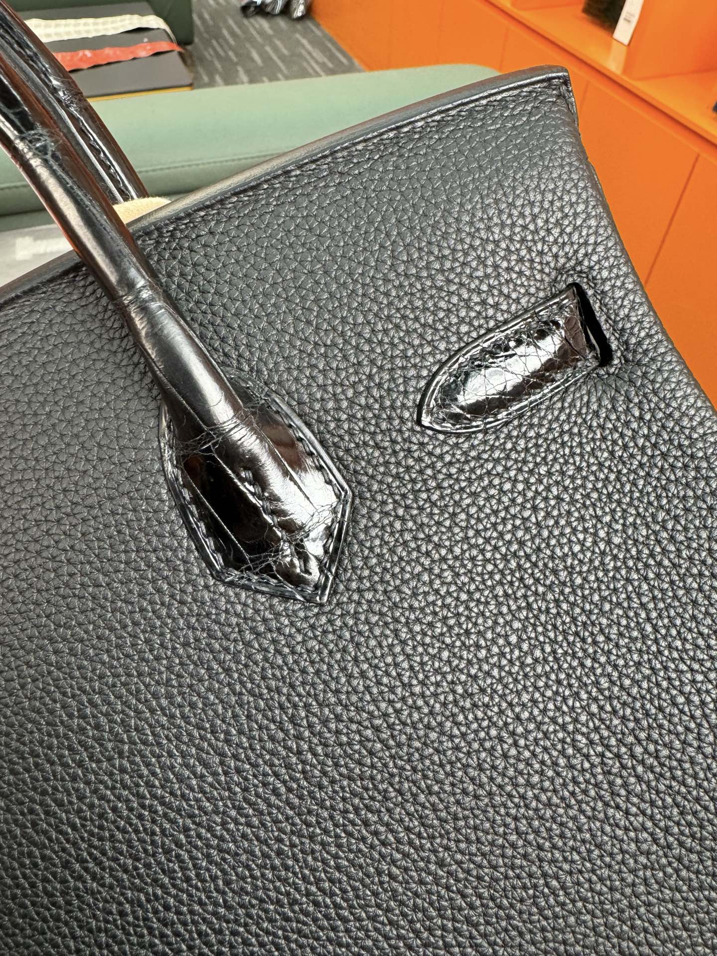 Birkin/Birkin-30cm-touch-Togo-and-Shiny-Crocodile-Black-GHW/img_008