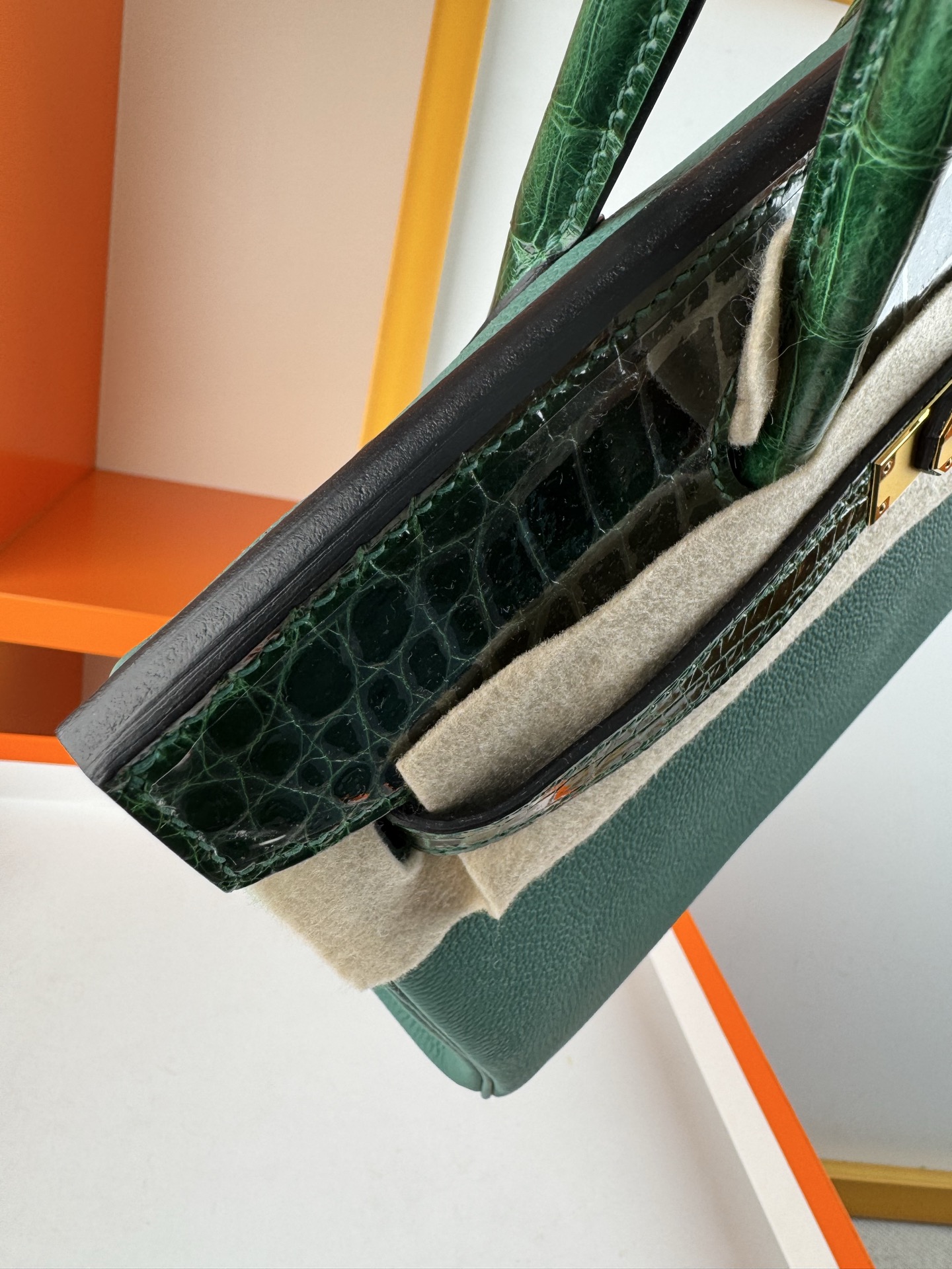 Birkin/Birkin-30cm-touch-Togo-and-Shiny-Crocodile-Emerald/img_004