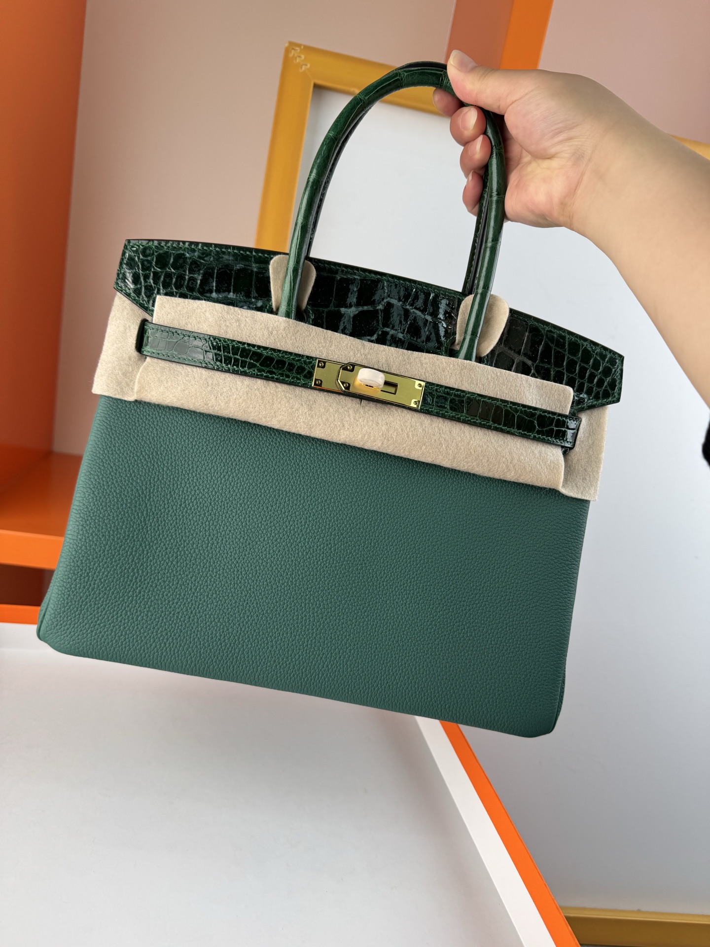 Birkin/Birkin-30cm-touch-Togo-and-Shiny-Crocodile-Emerald/img_006