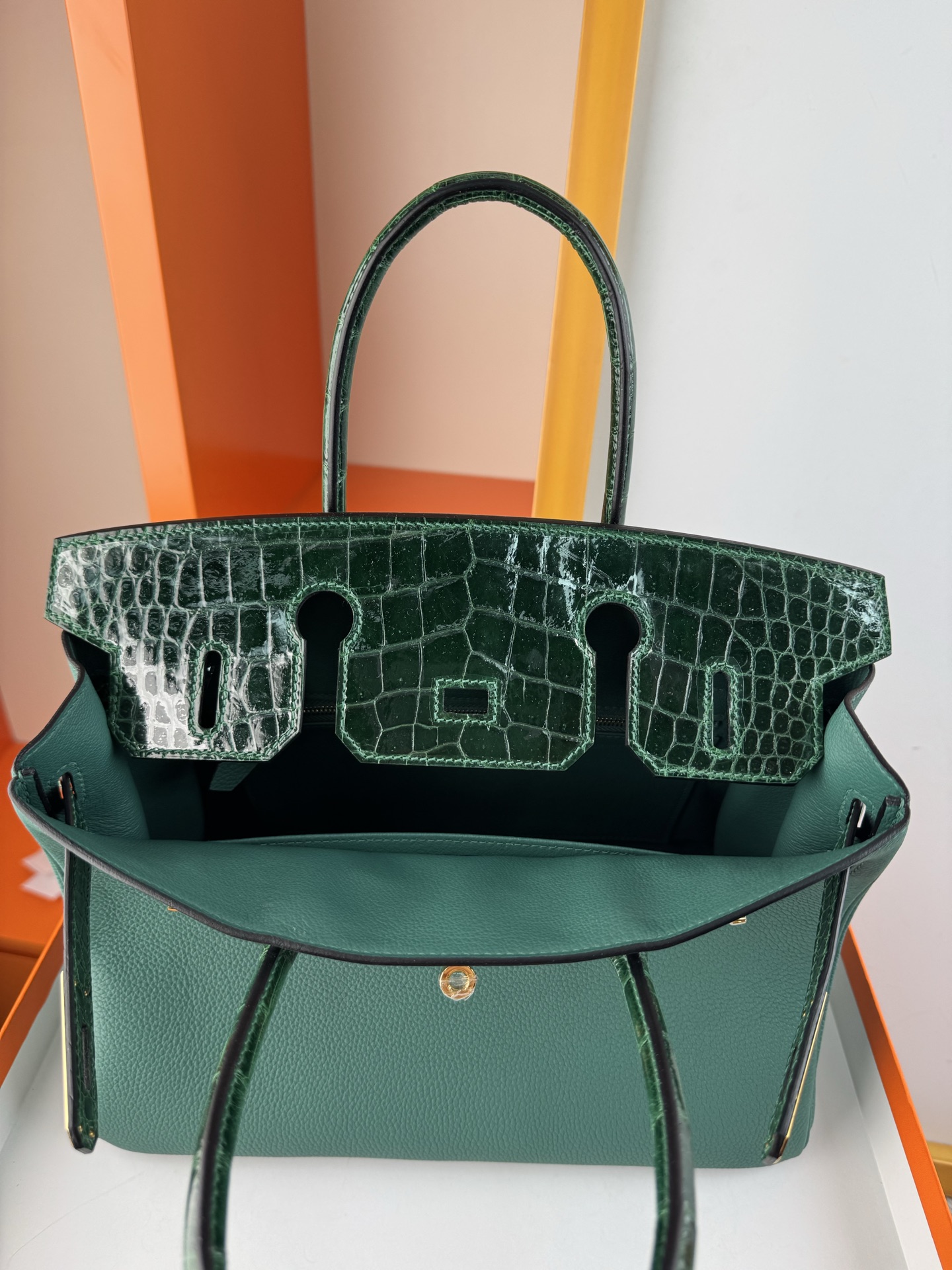 Birkin/Birkin-30cm-touch-Togo-and-Shiny-Crocodile-Emerald/img_007