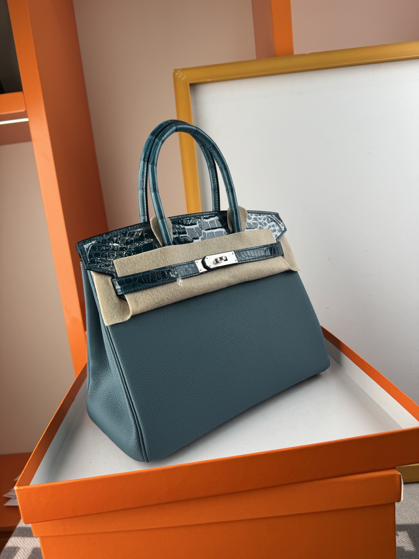 Birkin/Birkin-30cm-touch-Togo-and-Shiny-Crocodile-Jean-Blue/img_003