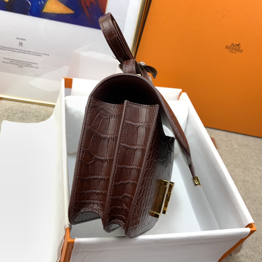 Constance/Constance-18cm-shiny-Alligator-Texture-Bordeaux-wine/img_009