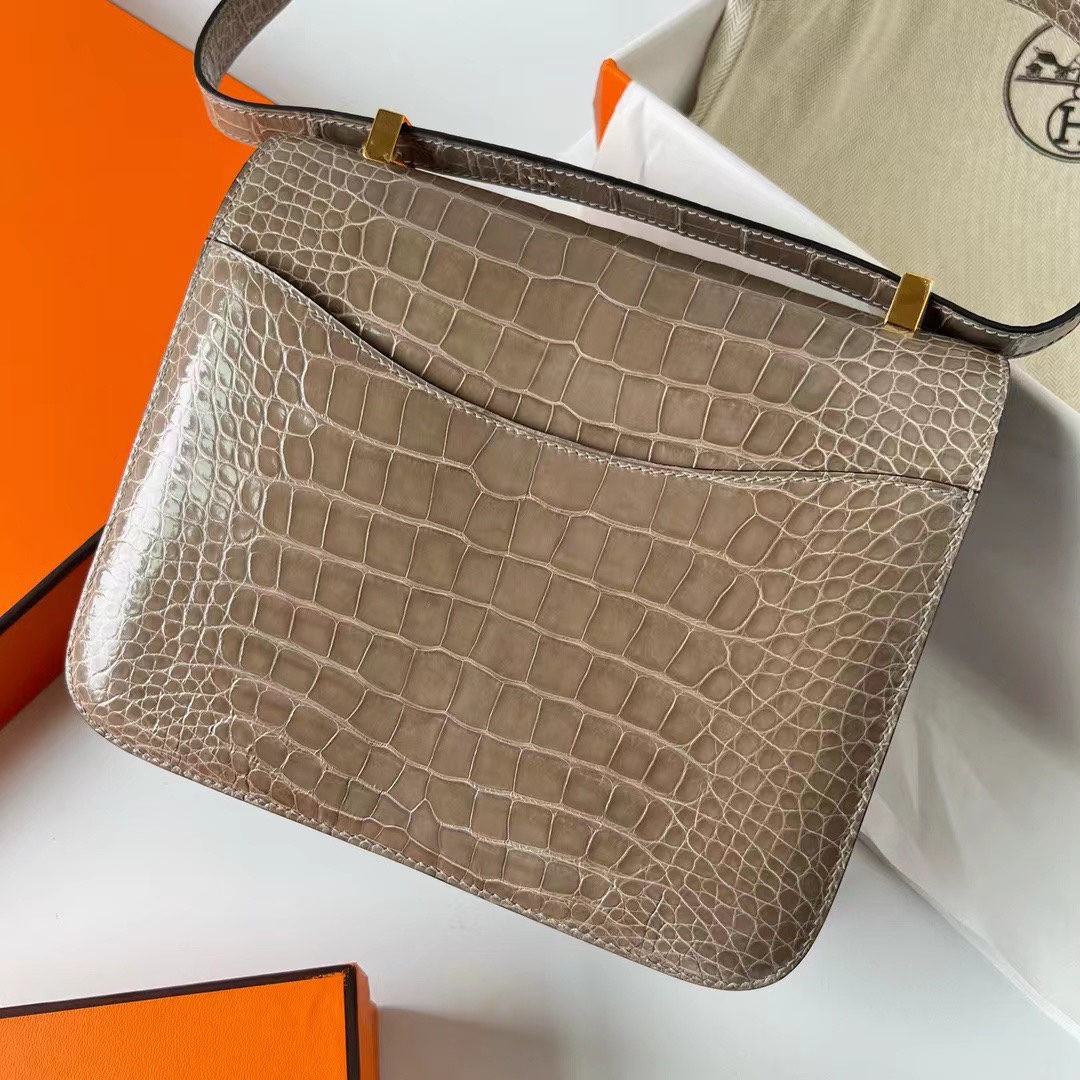 Constance/Constance-18cm-shiny-Alligator-Texture-Turtledove-Grey/img_005