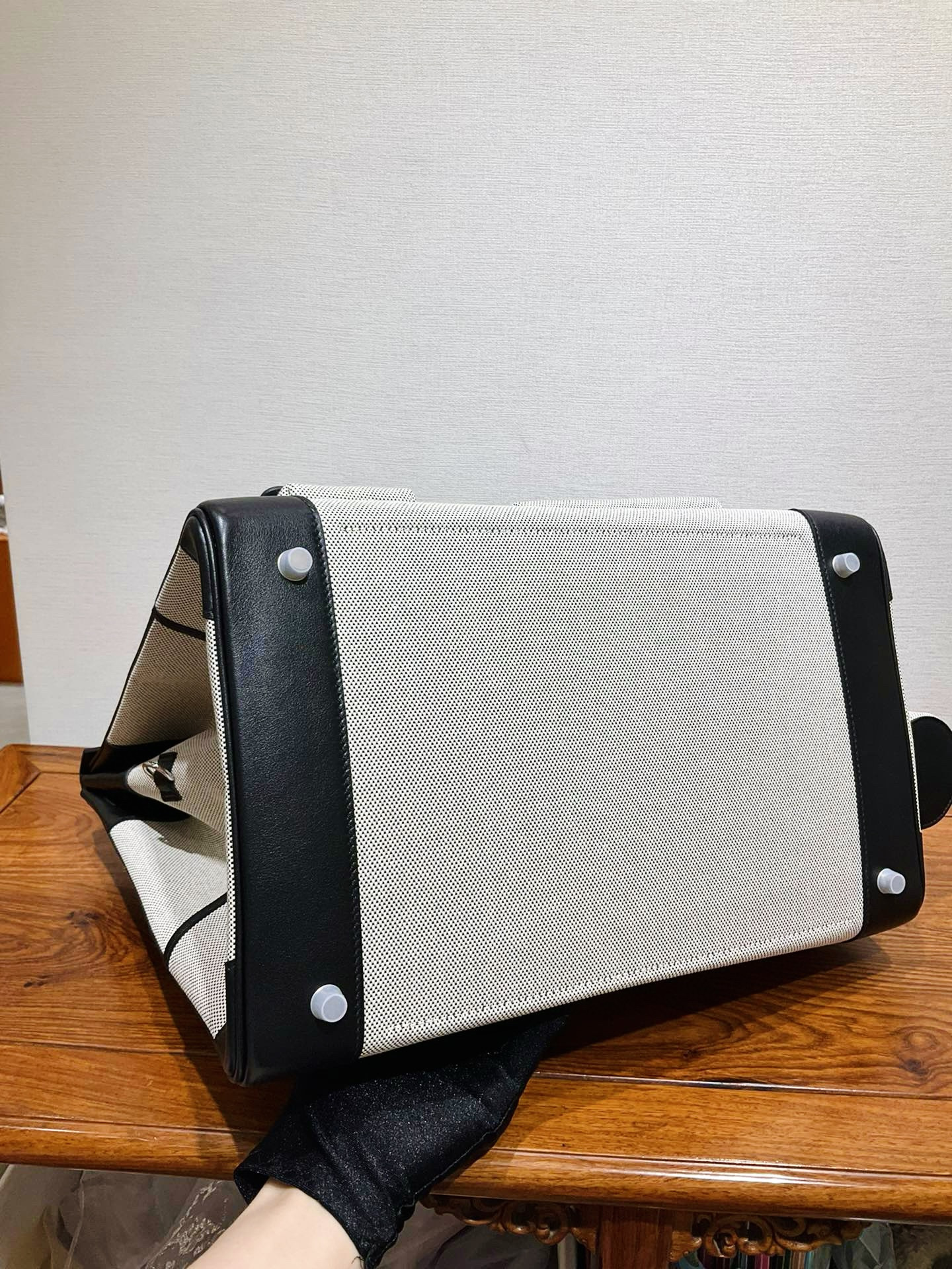 Hac/Hac-40-cargo-swift-&-canvas-Black-and-White/img_004