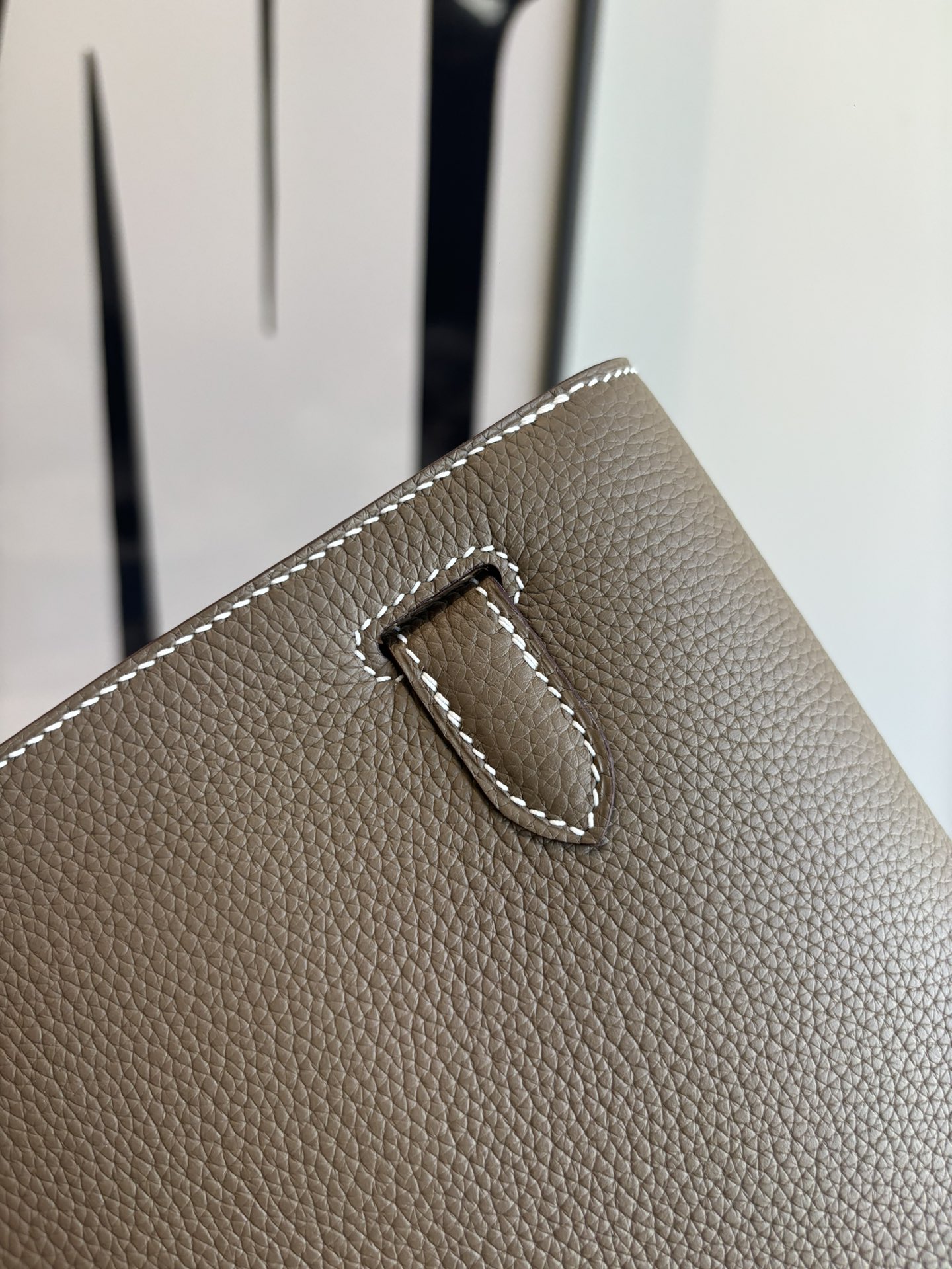 Depeches 25/Kelly-Depeches-25cm-Togo-Etoupe-SHW/img_005