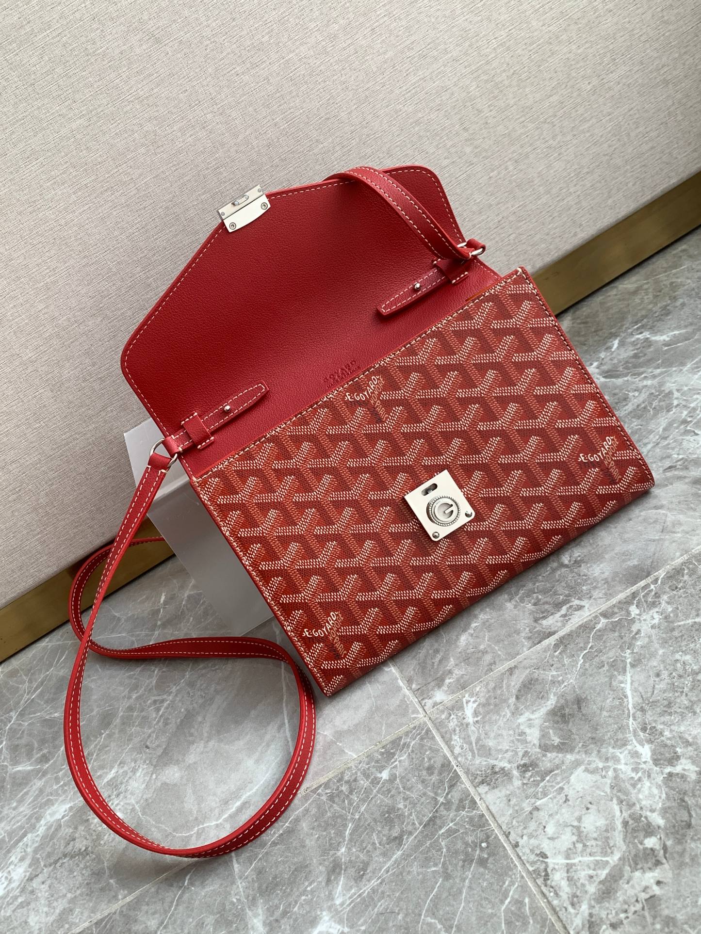 Goyard/Chypre-Pouch-Wallet-21x16cm-Red/img_004