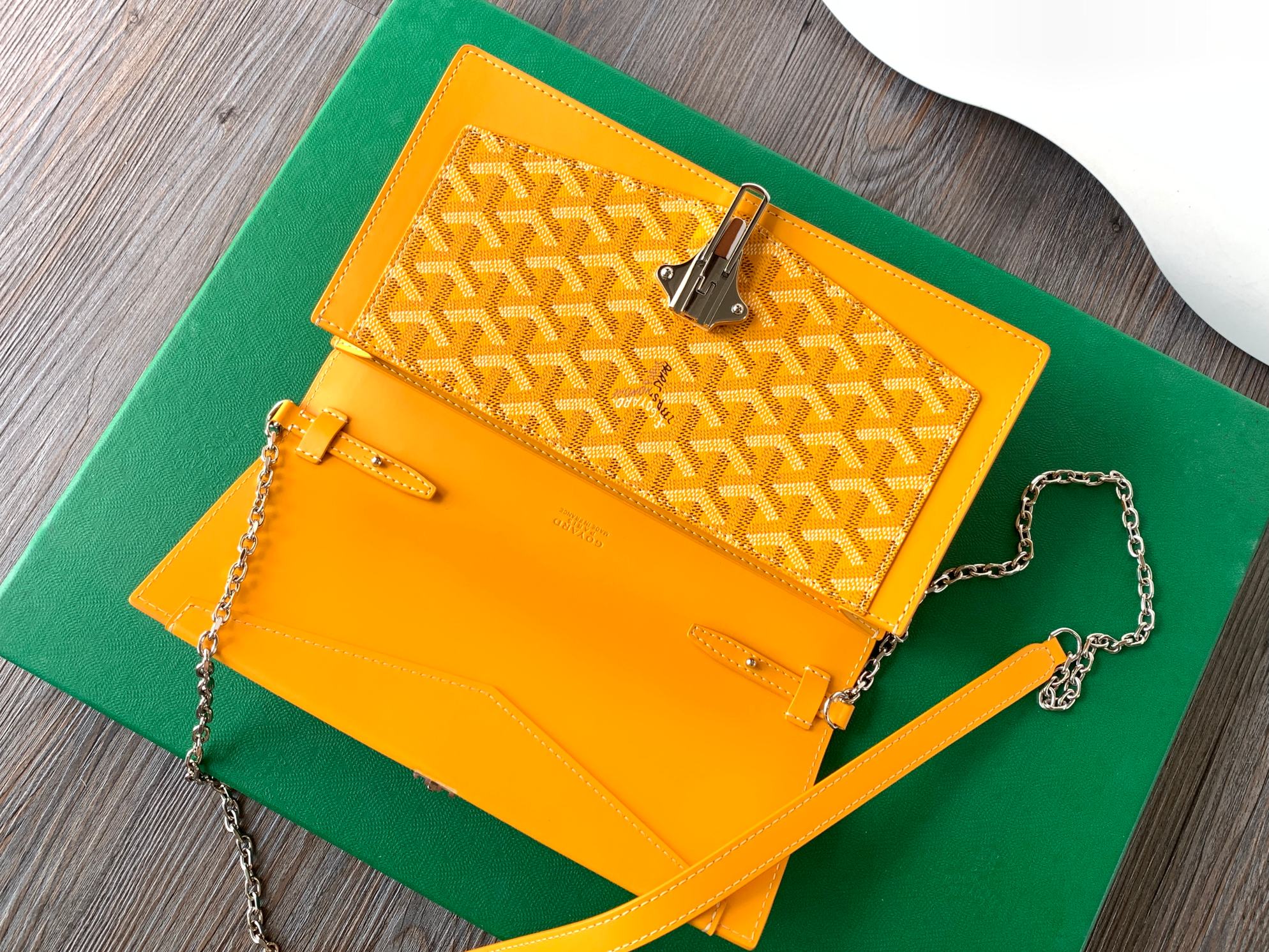 Goyard/Duchesse-Marie-Caroline-25x15cm-Yellow/img_005