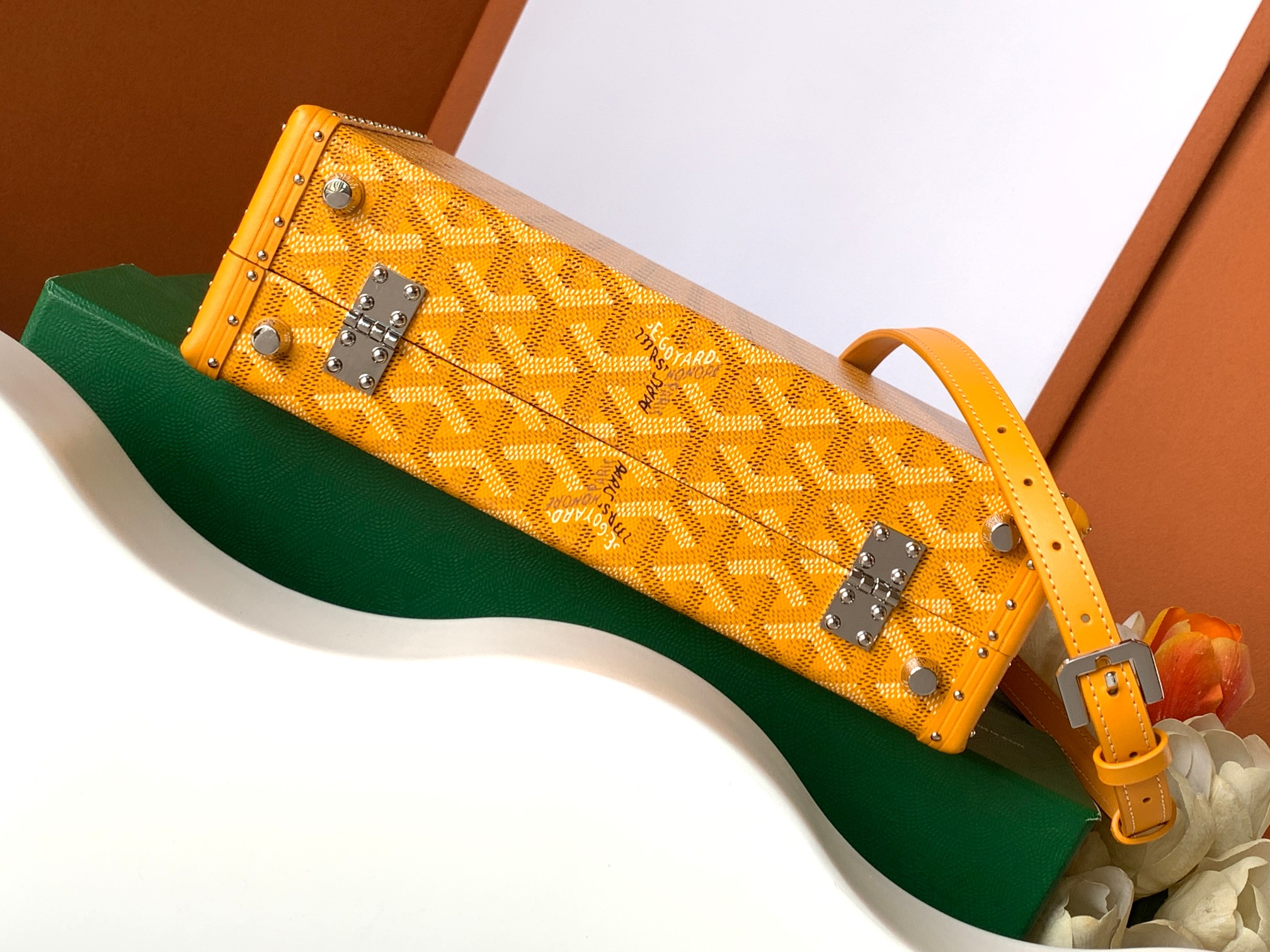 Goyard/Grand-Hôtel-24.5x17cm-Yellow/img_003