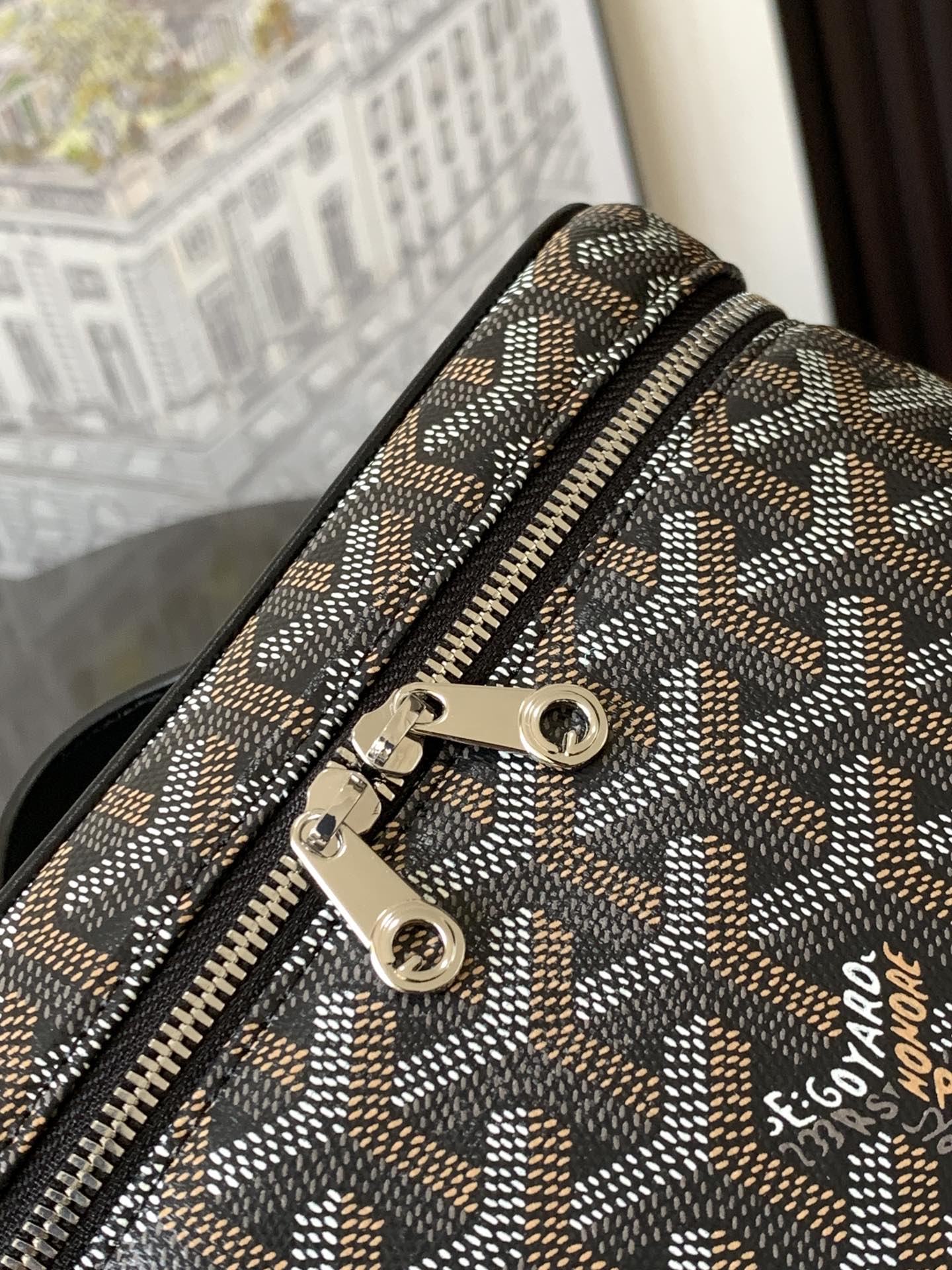 Goyard/Muse-Make-up-Black/img_005